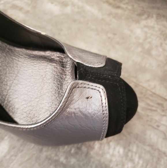 High Heels - Picture 5 of 8